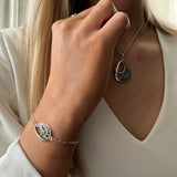 William Morris Teardrop Bracelet BL544